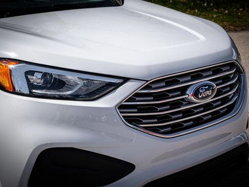 Used 2022 Ford Edge SE image 10