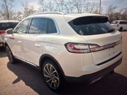 Used 2022 Lincoln Nautilus Reserve w/ Equipment Group 202A image 3