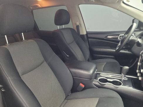 Used 2018 Nissan Pathfinder S FWD image 21