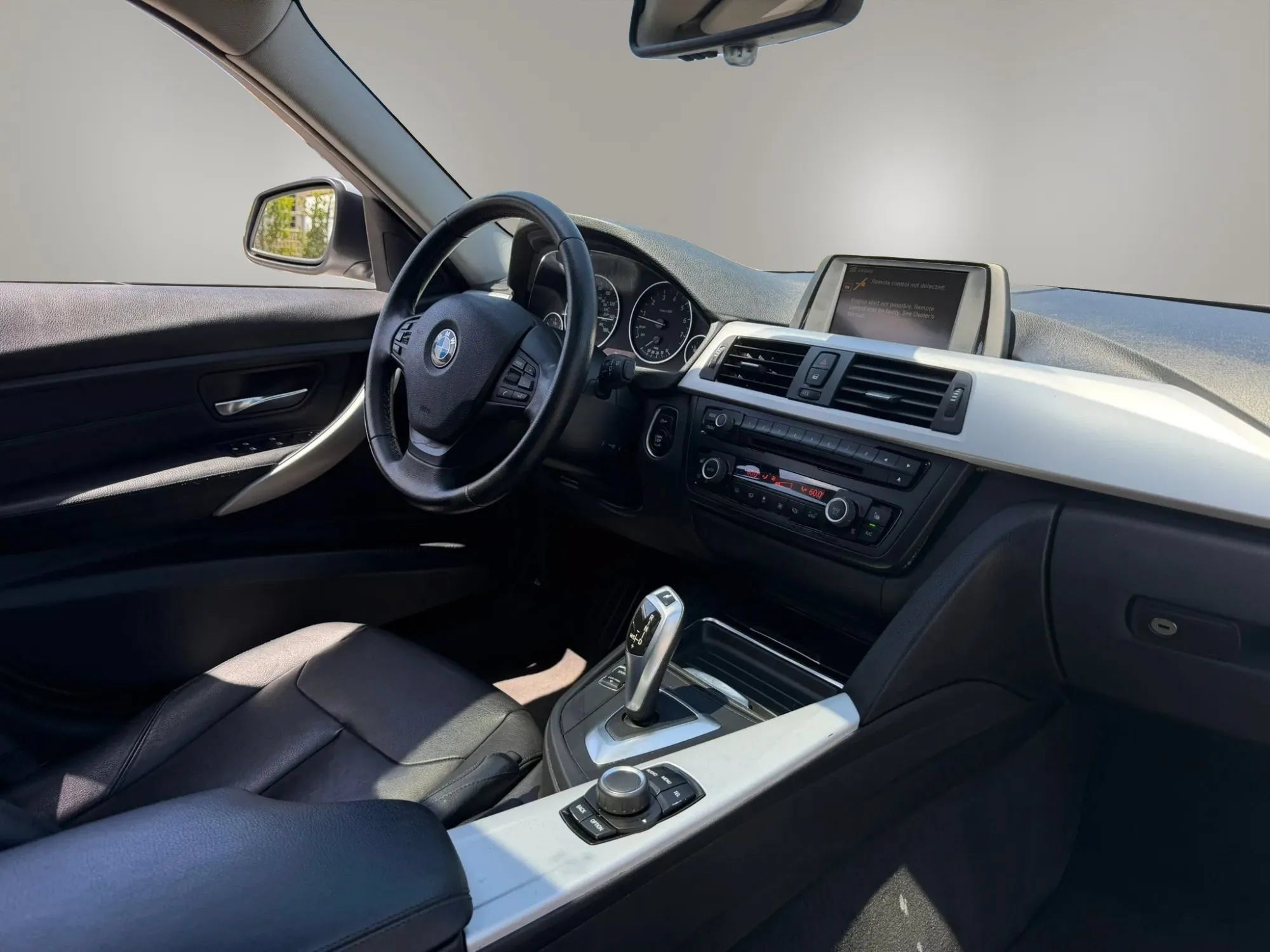 Used 2013 BMW 328i Sedan RWD image 12
