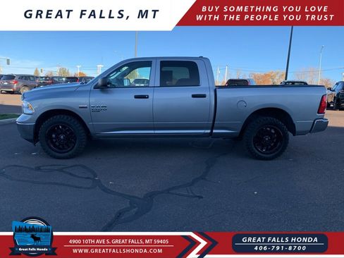 Used 2022 RAM 1500 Classic SLT w/ Protection Group image 4