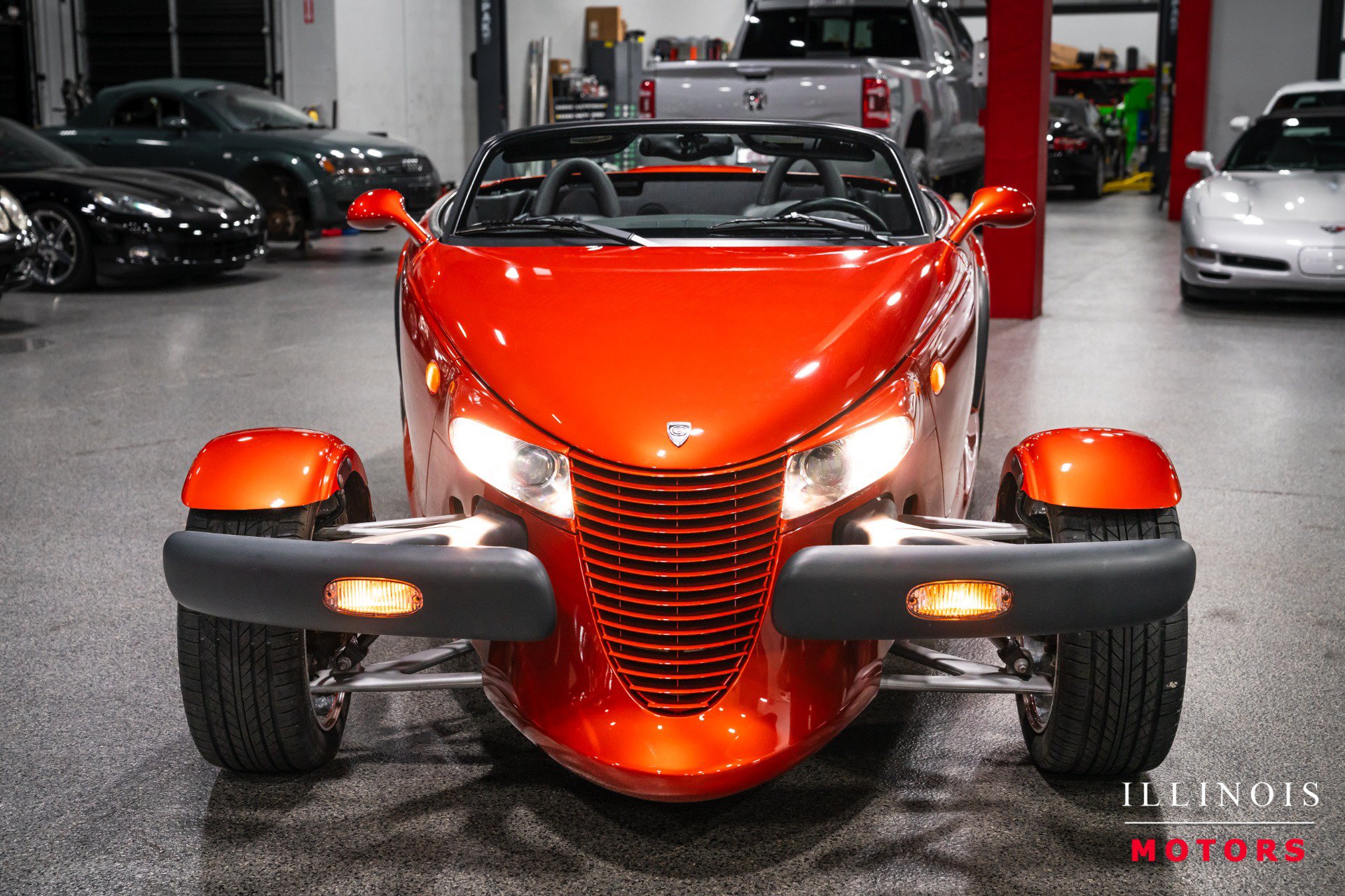 Used 2001 Chrysler Prowler RWD image 9