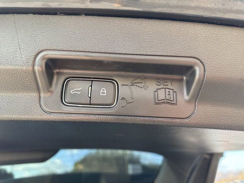 Used 2022 Ford Explorer Timberline image 25