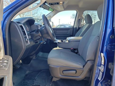 Used 2016 RAM 1500 Express image 29