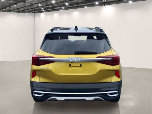 Certified 2022 Kia Seltos S FWD image 5