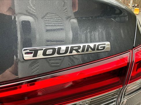 Used 2024 Honda Civic Touring image 15