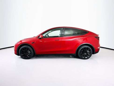 Used 2024 Tesla Model Y Long Range AWD/4WD image 4