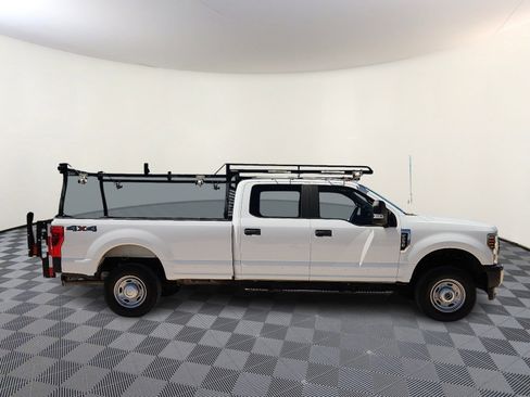 Used 2019 Ford F250 XL w/ Power Equipment Group image 5