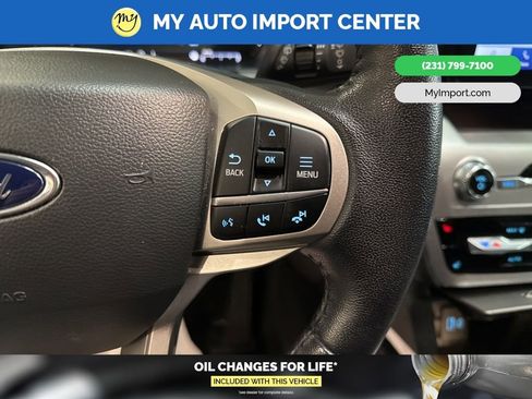Used 2022 Ford Explorer XLT w/ Equipment Group 202A image 17