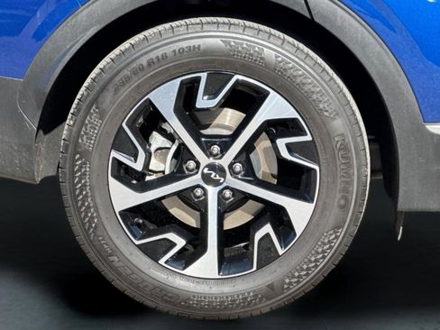 Certified 2024 Kia Sportage EX image 25