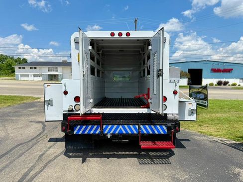 Used 2015 Chevrolet Silverado 3500 W/T w/ WT Convenience Package image 4
