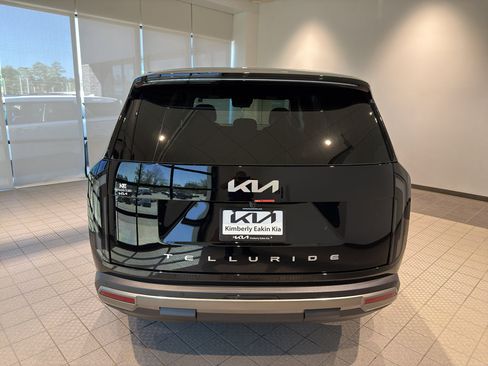 New 2027 Kia Telluride LX image 4