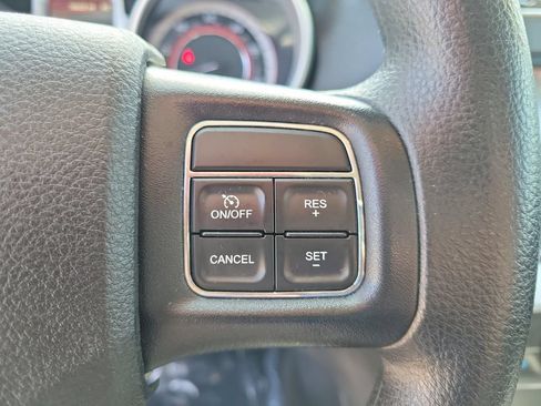 Used 2018 Dodge Journey SE FWD image 22
