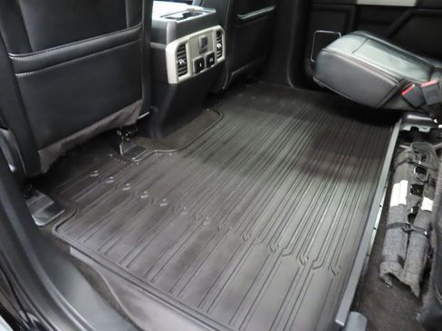 Used 2020 Ford F150 Lariat w/ Equipment Group 502A Luxury image 47