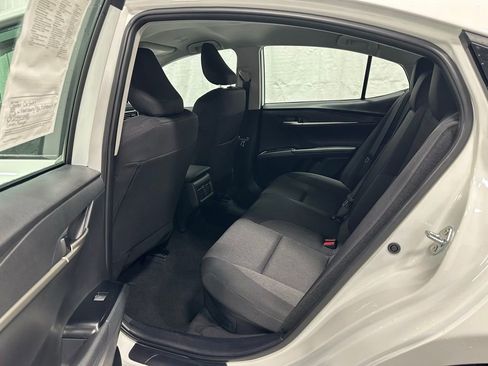 Used 2025 Toyota Camry LE image 43