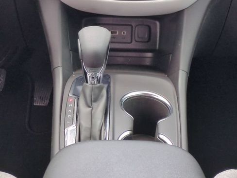 Certified 2024 Chevrolet Equinox LS w/ Driver Confidence II Package FWD image 20