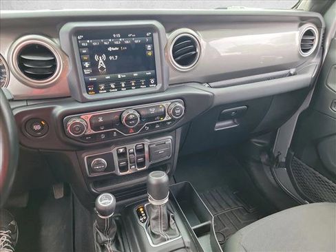 Used 2020 Jeep Gladiator Overland image 20