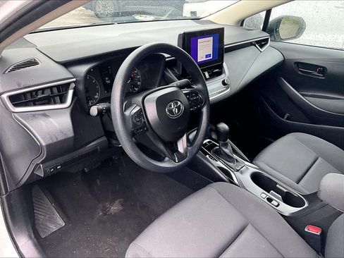 Used 2024 Toyota Corolla LE FWD image 8