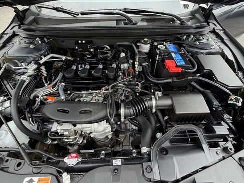 Used 2025 Honda Accord LX image 31