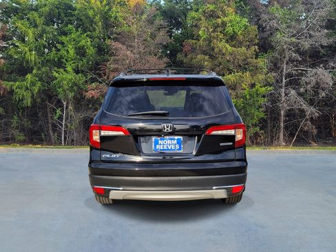 Used 2020 Honda Pilot Touring image 18