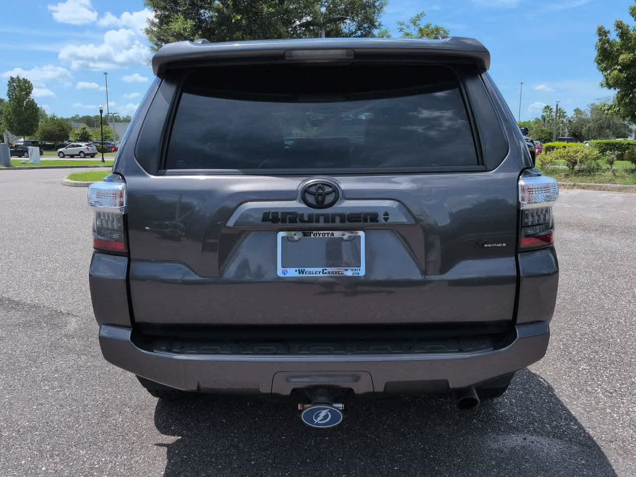 Used 2022 Toyota 4Runner SR5 Premium w/ Moonroof Package RWD image 5