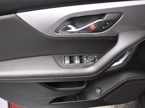 Used 2024 Chevrolet Blazer LT image 13