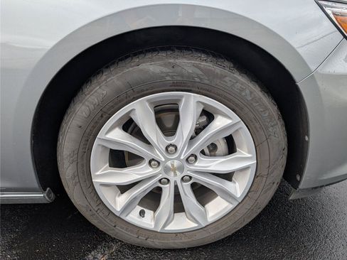 Used 2024 Chevrolet Malibu LT FWD image 38