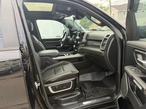 Used 2021 RAM 1500 Laramie w/ Sport Appearance Package AWD/4WD image 25