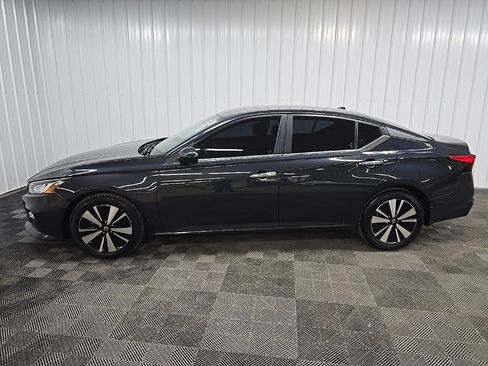Used 2022 Nissan Altima 2.5 SV image 5