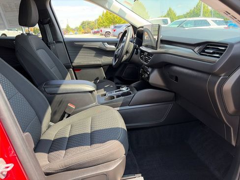Used 2023 Ford Escape Active w/ Tech Pack #2 AWD/4WD image 11