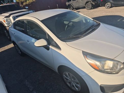 Used 2017 Kia Rio LX FWD image 23