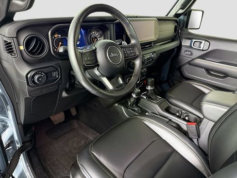 Used 2024 Jeep Wrangler Unlimited Rubicon 392 AWD/4WD image 9