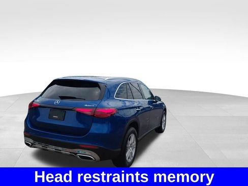 Used 2025 Mercedes-Benz GLC 300 4MATIC image 9