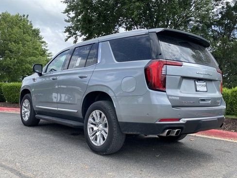 Used 2025 GMC Yukon Denali AWD/4WD image 10
