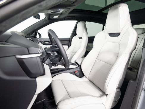 New 2025 Porsche Macan Turbo Electric image 22