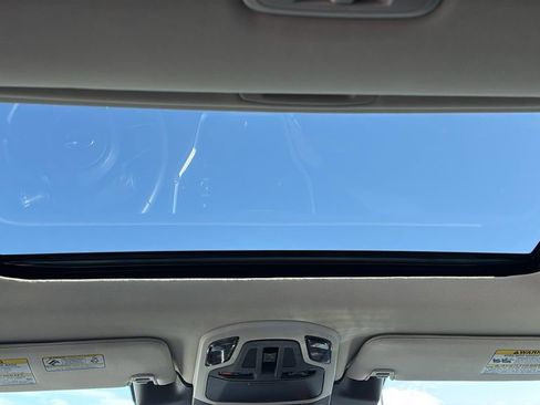 Certified 2025 Subaru Outback Premium image 27