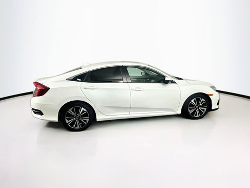 Used 2018 Honda Civic EX-T image 10