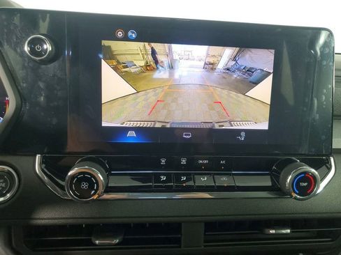 Used 2025 Chevrolet Colorado W/T image 21