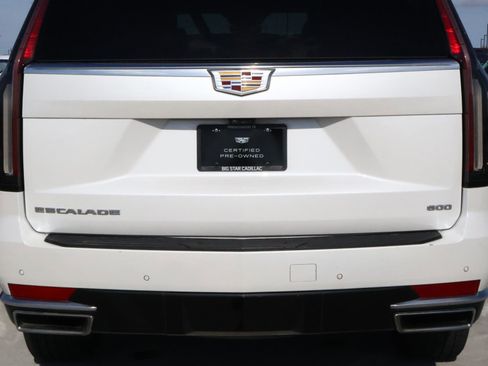 Used 2023 Cadillac Escalade Premium Luxury w/ LPO, Floor Liner Package image 10