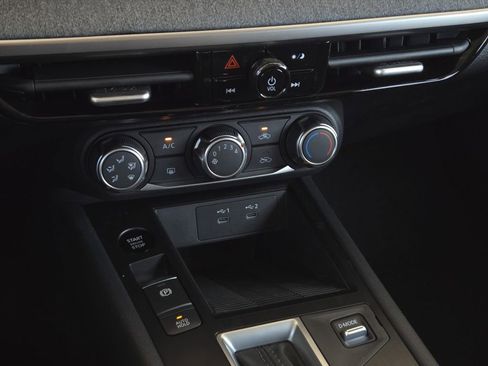 New 2026 Nissan Kicks S FWD image 21