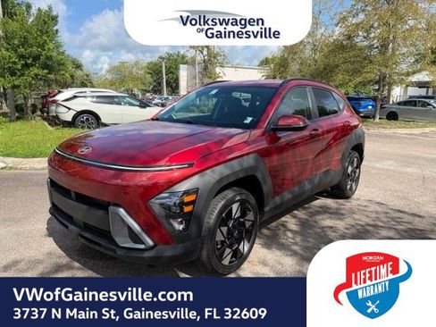 Used 2025 Hyundai Kona SEL AWD/4WD image 3