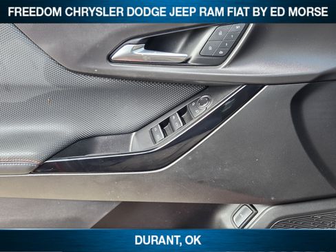 Used 2025 Chevrolet Equinox RS w/ Convenience Package III FWD image 17