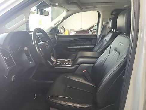 Used 2021 Ford Expedition Max Platinum AWD/4WD image 2