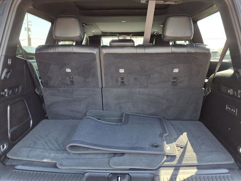 Used 2023 Jeep Wagoneer Series II AWD/4WD image 28