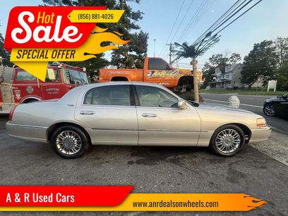 Used 2008 Lincoln Town Car Signature Limited