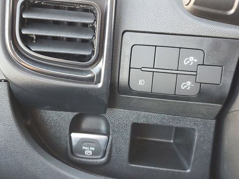 Used 2025 RAM ProMaster 1500 w/ Safety Group image 10