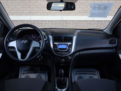 Used 2013 Hyundai Accent GS FWD image 29