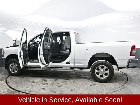 Used 2021 RAM 2500 Big Horn w/ Level 1 Equipment Group image 40