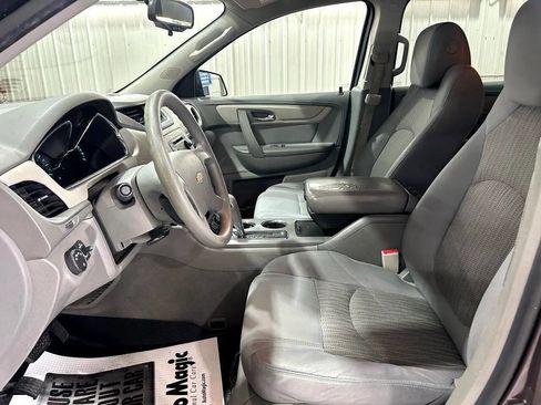 Used 2015 Chevrolet Traverse LS image 12