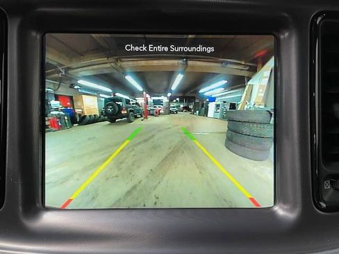 Used 2022 Dodge Challenger R/T image 21